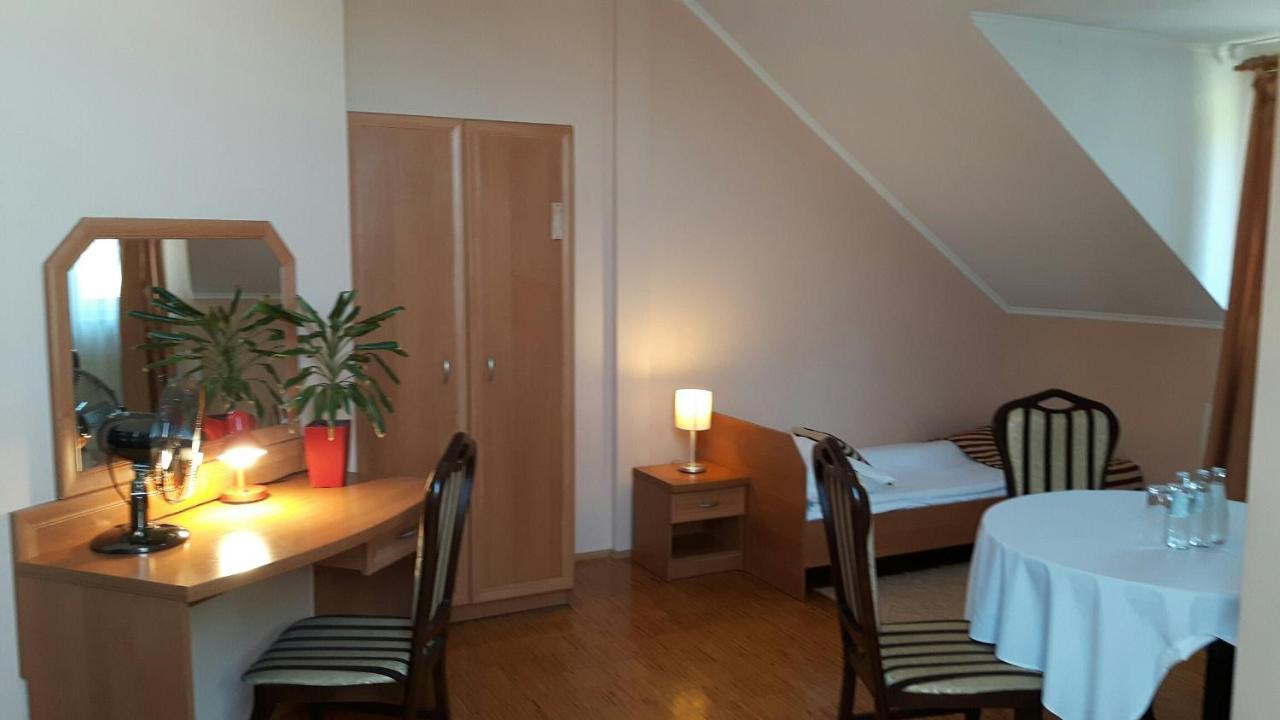 Twierdza Hotel 2*