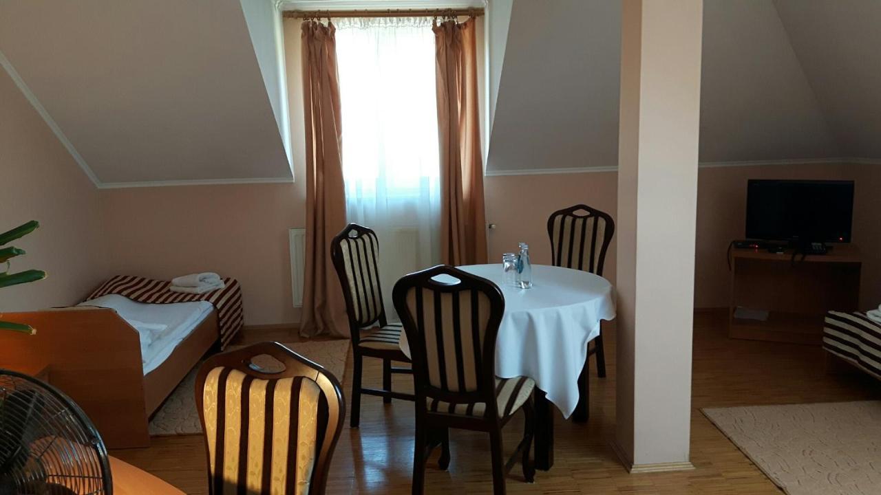 Hotel Twierdza 2*